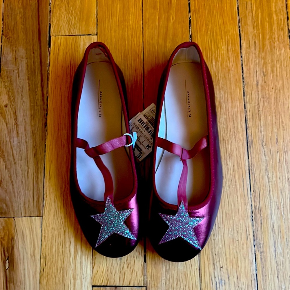 Brand new Zara girls dress shoes. Size 2 (big kids). Golden Plum color